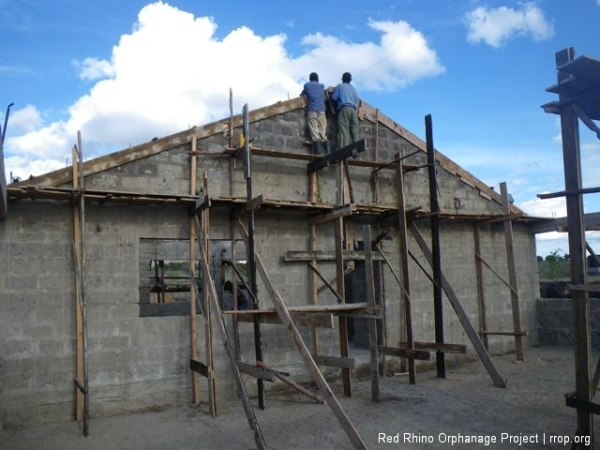 The big gable, ready for the big truss.