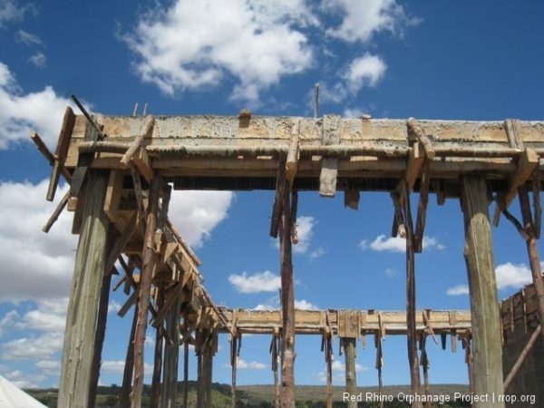 We finished building the form and poured the ring beam for the kitchen.